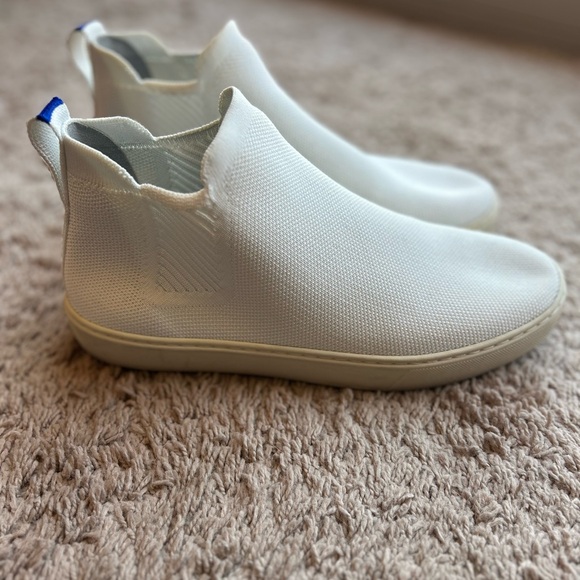 Rothy’s The Chelsea Sneaker in Bright White - Picture 9 of 13